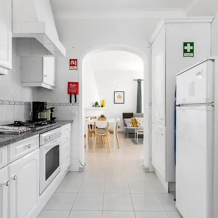 Villa Cozy And Sunny Just Some Steps From The Sea Luz