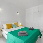 Cozy And Sunny Just Some Steps From The Sea * Praia Da Luz