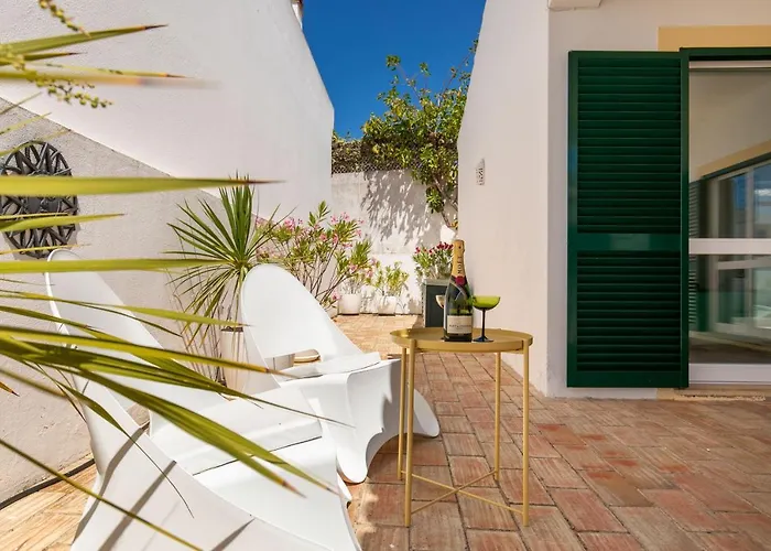 Cozy And Sunny Just Some Steps From The Sea Villa Luz